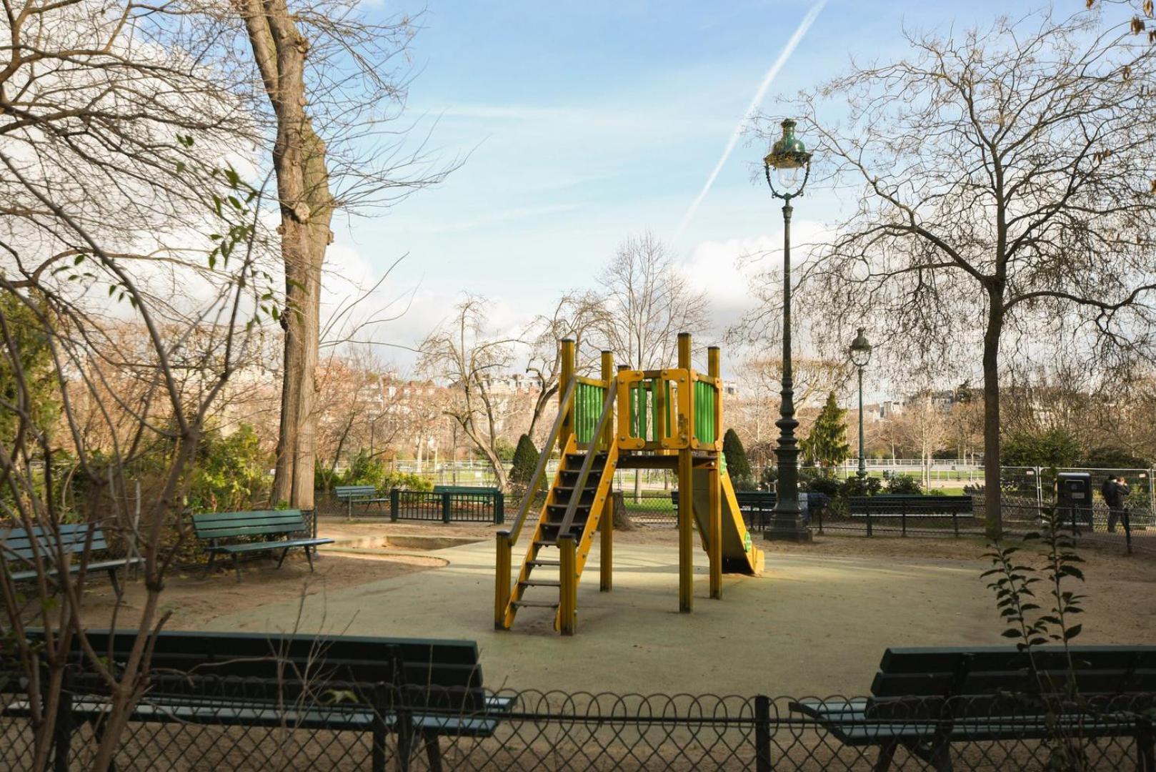 Appartement Modern Family Next To The Eiffel Tower